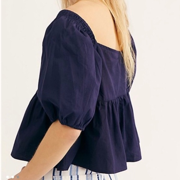 Free People Navy Veronica V Neck Buttons Top 1/2 Puff Sleeves NWT Small Peplum - Picture 2 of 10